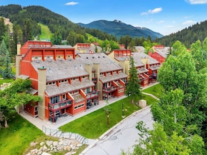 Exterior - Bluebird Base | Ski-in/Out | Resort Access | BBQ (Panorama)