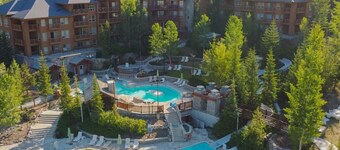 Bluebird Base | Ski-in/Out | Resort Access | BBQ