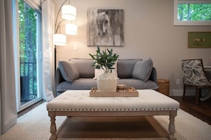 Smart TV y chimenea
