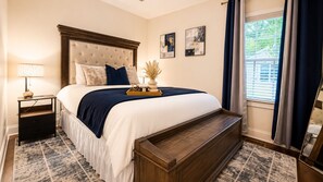 Iron/ironing board, WiFi, bed sheets - Luxury East Atlanta Retreat 3BR Near Downtown, Stadiums & East Lake Golf (Atlanta)