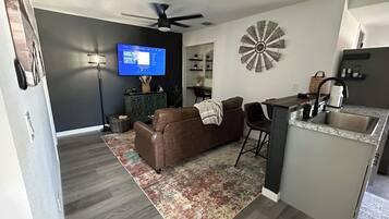 Smart TV, books