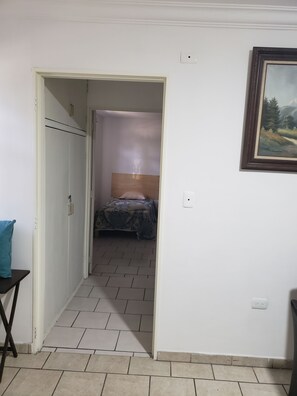 Interior - Casa Expo, P. del Sol, Bugambilias, Zona sur, La Perla, Periferico, Lopez Mateos (Zapopan)
