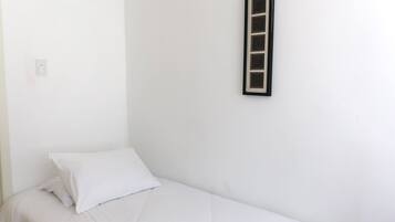 1 camera, Wi-Fi, lenzuola