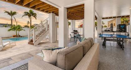 The Veranda | Beach Views | 2-Min Walk