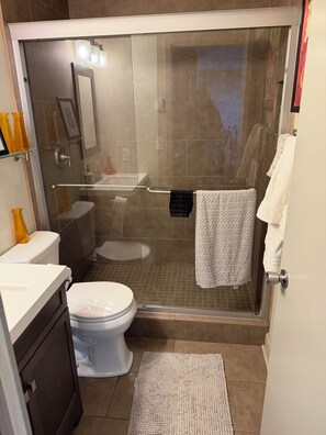 Bathroom - Beautiful 3-bedroom condo in Sugar Mountain perfect for your getaway (Sugar Mountain)