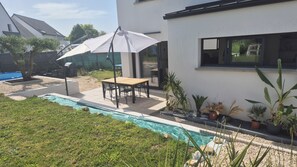 Outdoor dining - Vrbo Property (Elven)
