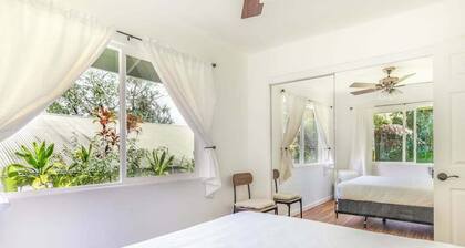 Settle In for a Restful Pahoa Stay with Room to Breathe