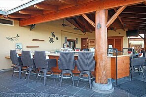 Bar (on property) - Garden-View Waikoloa Calm with Pool, Hot Tub & Gym (Waikoloa)