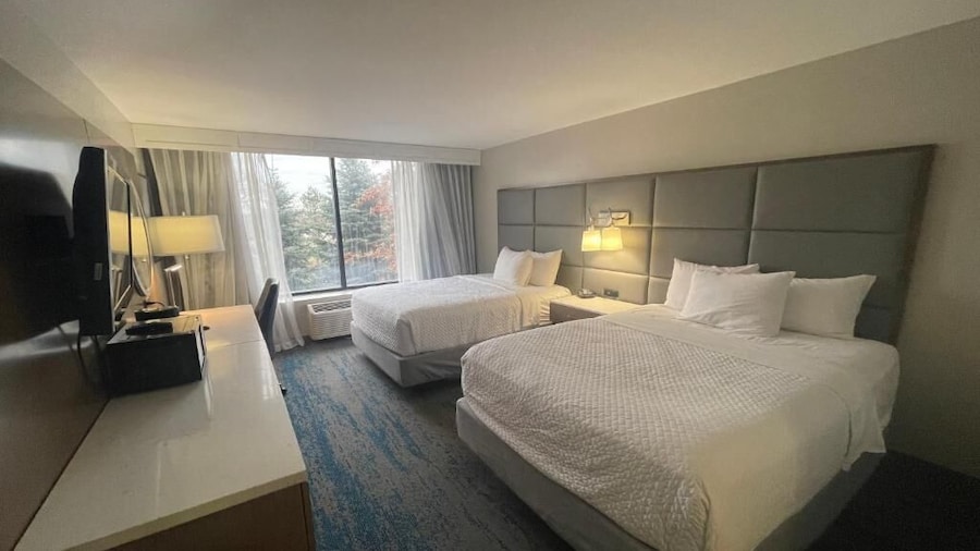FairBridge Inn & Suites Independence