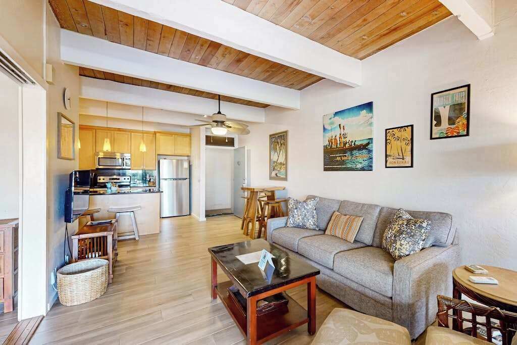 TV, DVD player, offices