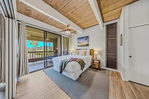 Room - Kona Beach Condo with Shared Pool, Hot Tub & Private Lanai (Kailua-Kona)