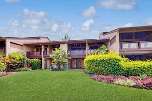 Exterior - Take In Ocean & Fairway Views from a Home with Pool & Tennis (Waikoloa Village)