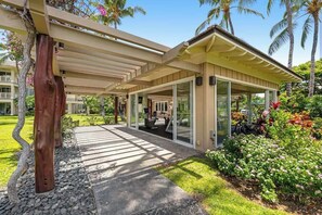 Exterior - Stay Near A-Bay Beach in a Golf-View Condo with Infinity Pool (Waikoloa)