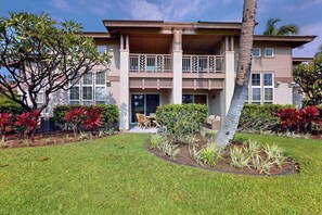 Exterior - Spread Out in a Condo with 2 Lanais, Pools, Tennis & Gym (Waikoloa Village)