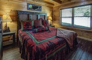 Huis, meerdere bedden (Bear Mountain Hideaway) | 2 slaapkamers