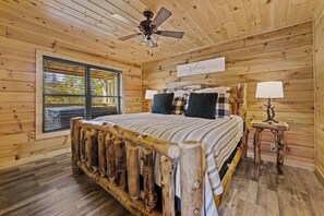 House, Multiple Beds (Bearadise) - Bearadise (Sevierville)