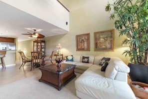 TV, DVD player, offices - Mauna Lani Villa with Waterfall Pool, Hot Tub & Tennis Court (Kamuela)
