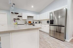 Coffee/tea maker, fridge, microwave, oven - Modern Dog-Friendly Keaau Oasis on 2 Acres with Patio & W/D (Keaau)