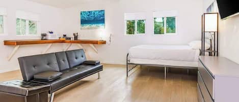 Internet, bed sheets
