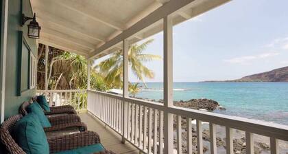 Oceanfront Kealakekua Bay Retreat with Breathtaking Views