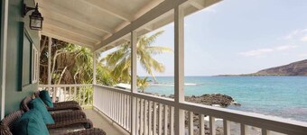 Oceanfront Kealakekua Bay Retreat with Breathtaking Views