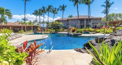 NEW Bright Waikoloa Villa with Patio, Pool, and Golf Access