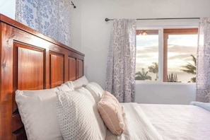 Iron/ironing board, WiFi, bed sheets - Breathe In Big Island Ocean Views from Your Lanai (Ninole)