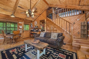 House, Multiple Beds (Bears in the Mist) | Living area - Bears in the Mist (Sevierville)