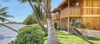*New* Fall Sale Molokai Studio for Poolside Sunsets Near Kaunakakai