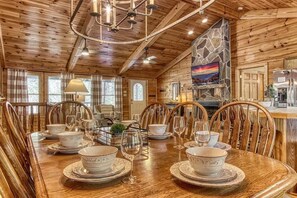 House, Multiple Beds (Cades Cove Escape) | Dining - Cades Cove Escape (Townsend)