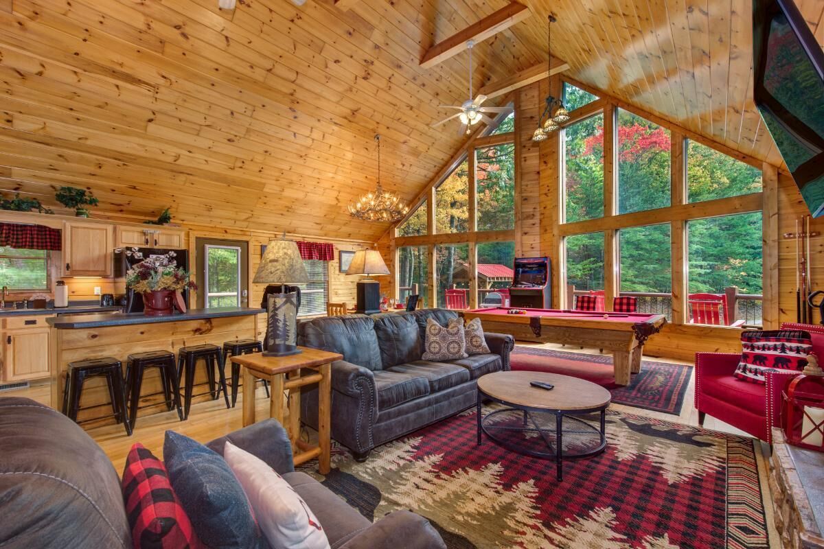 House, 1 King Bed (Can't Bear to Leave) | Living area