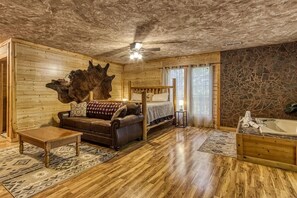 House, Multiple Beds (Cozy Bear Lodge) | Living area - Cozy Bear Lodge (Sevierville)