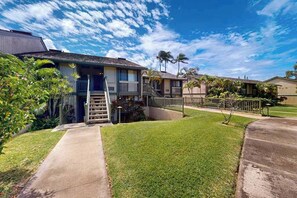 Exterior - Play On at a Remodeled Turtle Bay Gem with Pools, Tennis & Beach (Kahuku)