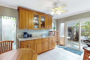 Interior - Waterfront Hawaii Kai Gem with Crater Views & Pool by the Beach (Honolulu)