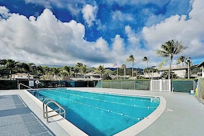 Pool - Waterfront Hawaii Kai Gem with Crater Views & Pool by the Beach (Honolulu)
