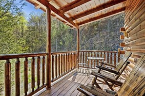 House, Multiple Beds (Good Times) | Property grounds - Good Times (Gatlinburg)