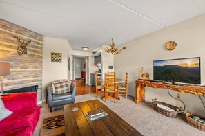 Condo, 1 Double Bed with Sofa bed (Heart of Gatlinburg) | Living area - Heart of Gatlinburg (Gatlinburg)