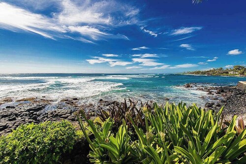 Oceanfront Koloa Corner Condo Near Lawai Beach with Balcony