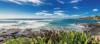 Oceanfront Koloa Corner Condo Near Lawai Beach with Balcony