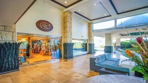 Lobby - NEW Fall Deal Water-Slide Resort Days at Oceanfront Waipouli (Kapaa)