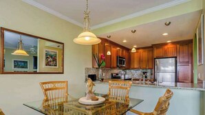 Dining - New Ground-Floor Poipu Escape Near Shipwreck Beach (Koloa)