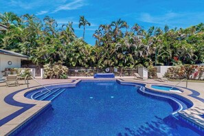 Pool - Golfside Calm with Ocean Views in Princeville (Princeville)