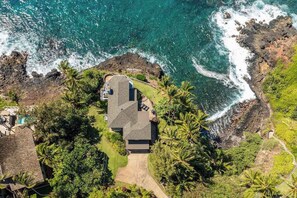 Exterior - Clifftop Oceanfront Views, a Walk to Poipu Beach (Koloa)