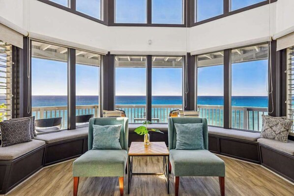 TV, DVD player, offices - Clifftop Oceanfront Views, a Walk to Poipu Beach (Koloa)