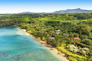 Beach nearby - Anini Beach Home with Guesthouse, Steps to Sand (Kilauea)