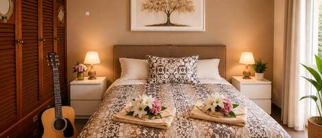 Deluxe Apartment, Balcony | Iron/ironing board (on request), WiFi (free), bed sheets