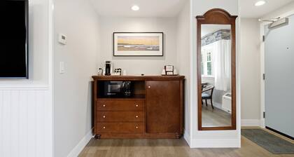 Wilder Inn South Wellfleet, Outset Collection by Hilton