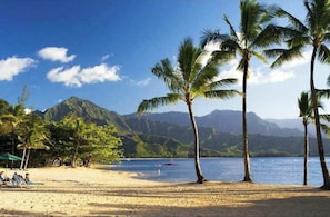 Beach nearby - Two-Story Ocean-View Loft with Pool & Hot Tub (Princeville)