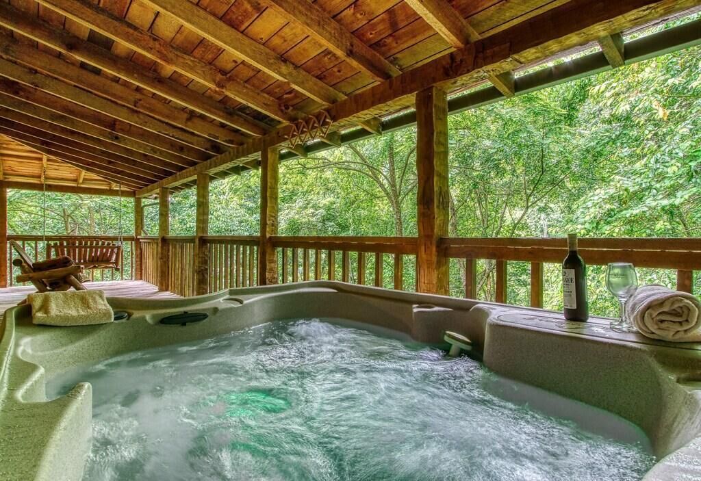 House, Multiple Beds (Just a Swingin) | Outdoor spa tub