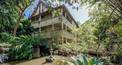 August Sale - Walk to Poipu Beach From a Luxury Upgraded Condo with Pool